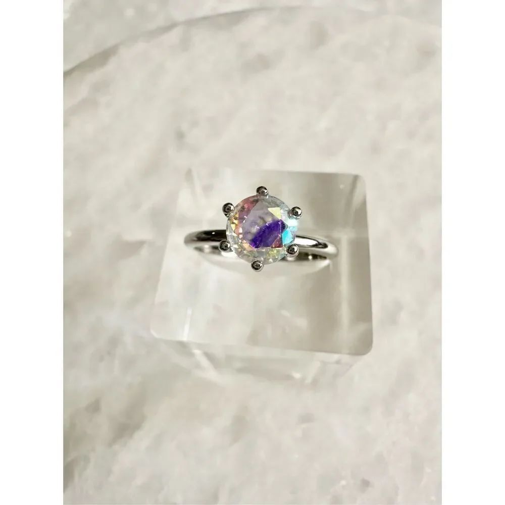 Iridescent round cut cocktail ring 